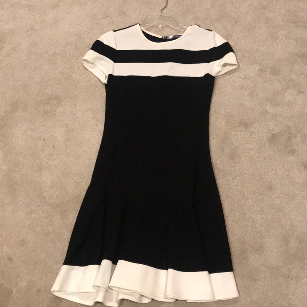 Women’s dress